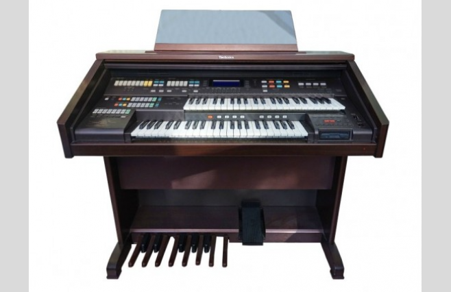 Used Technics EA5 Organ Budget Price Bargain - Image 1